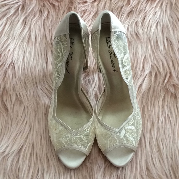 NEED TO GO 🌟 Lulu Townsend #10 - Picture 2 of 8